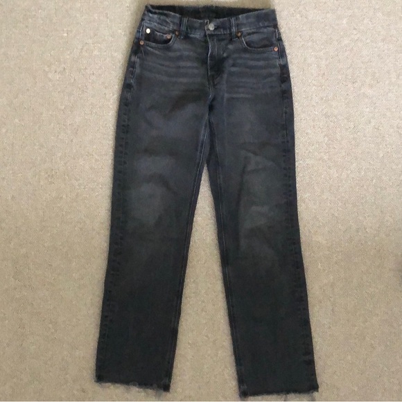 American Eagle Stretchy Straight Low-rise Jeans - Picture 2 of 5